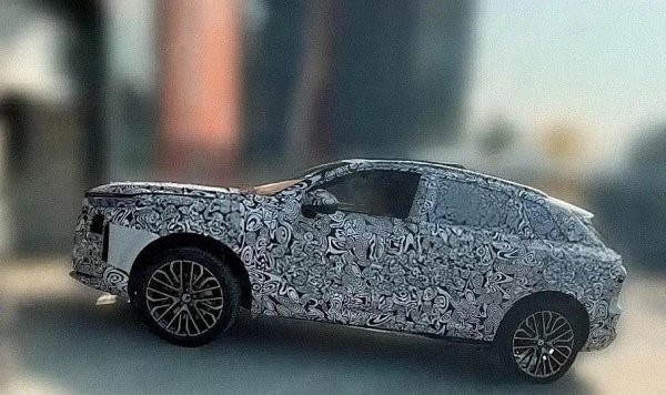 宝聚荣配资 轴距有望加长！全新国产奥迪Q3谍照曝光，分体式大灯设计抢眼